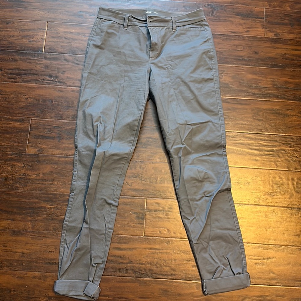 Old Navy size 8 tall skinny trousers / slacks